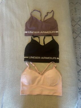 Under Armour Women’s Low-Impact Strappy Sports Bra Set
